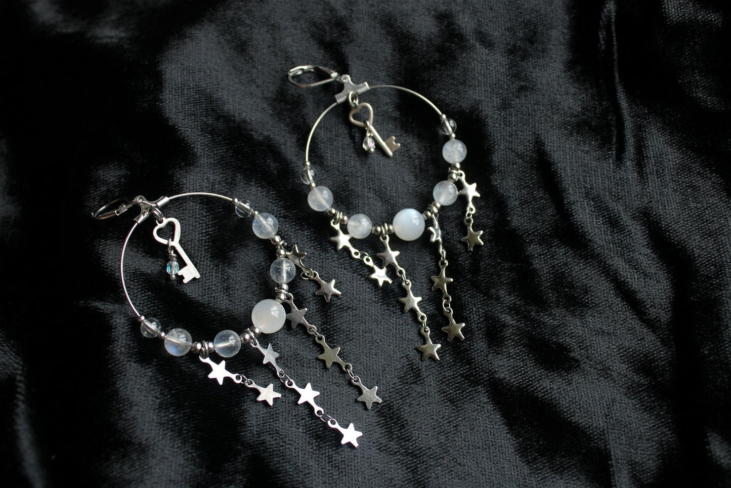 Boucles d'oreilles elfiques labradorite blanche * Stalactite * - Aurore Lune