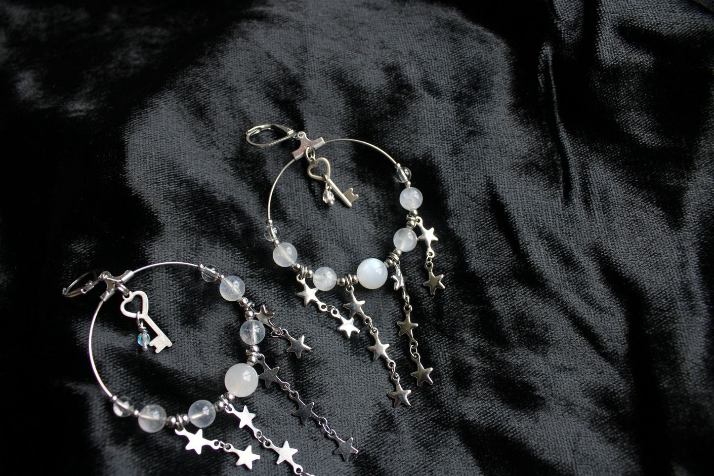 Boucles d'oreilles elfiques labradorite blanche * Stalactite * - Aurore Lune