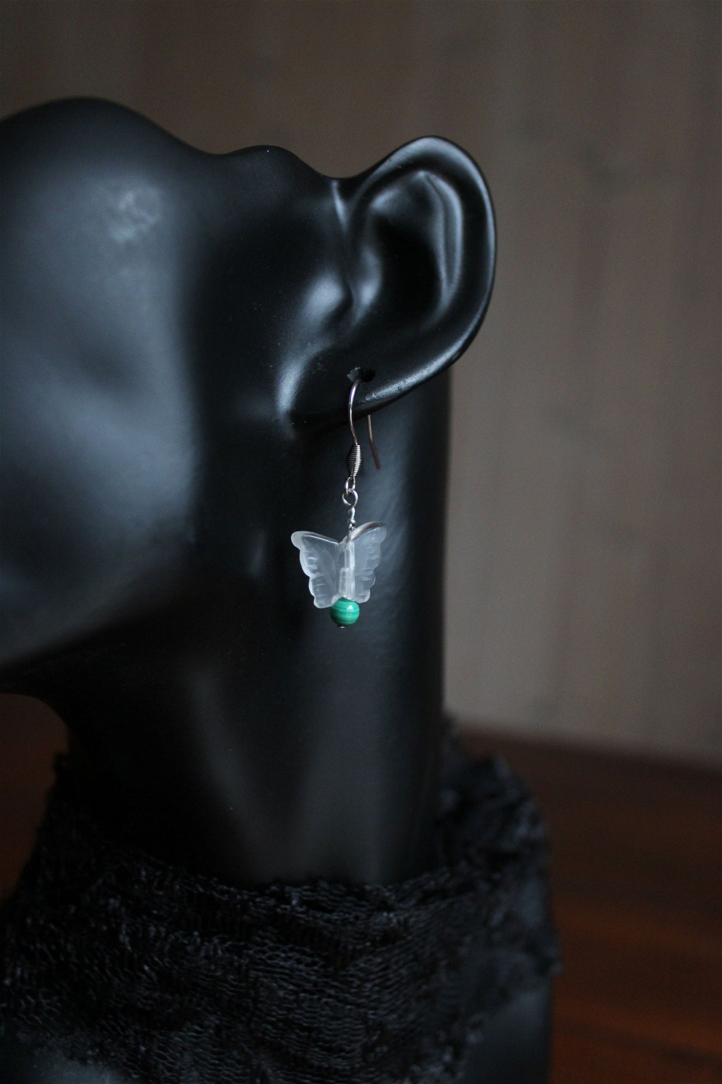 Boucles d'oreilles papillons cristal de roche malachites - Aurore Lune