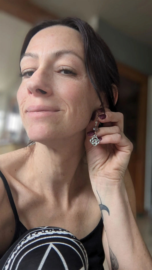 Boucles d'oreilles pierre de soleil - Aurore Lune