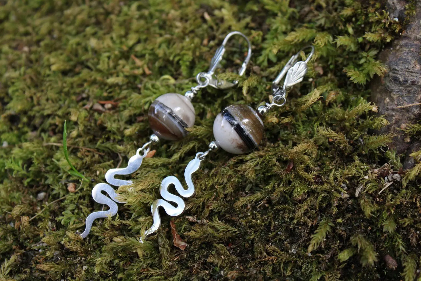 Boucles d'oreilles serpents et agates - Aurore Lune