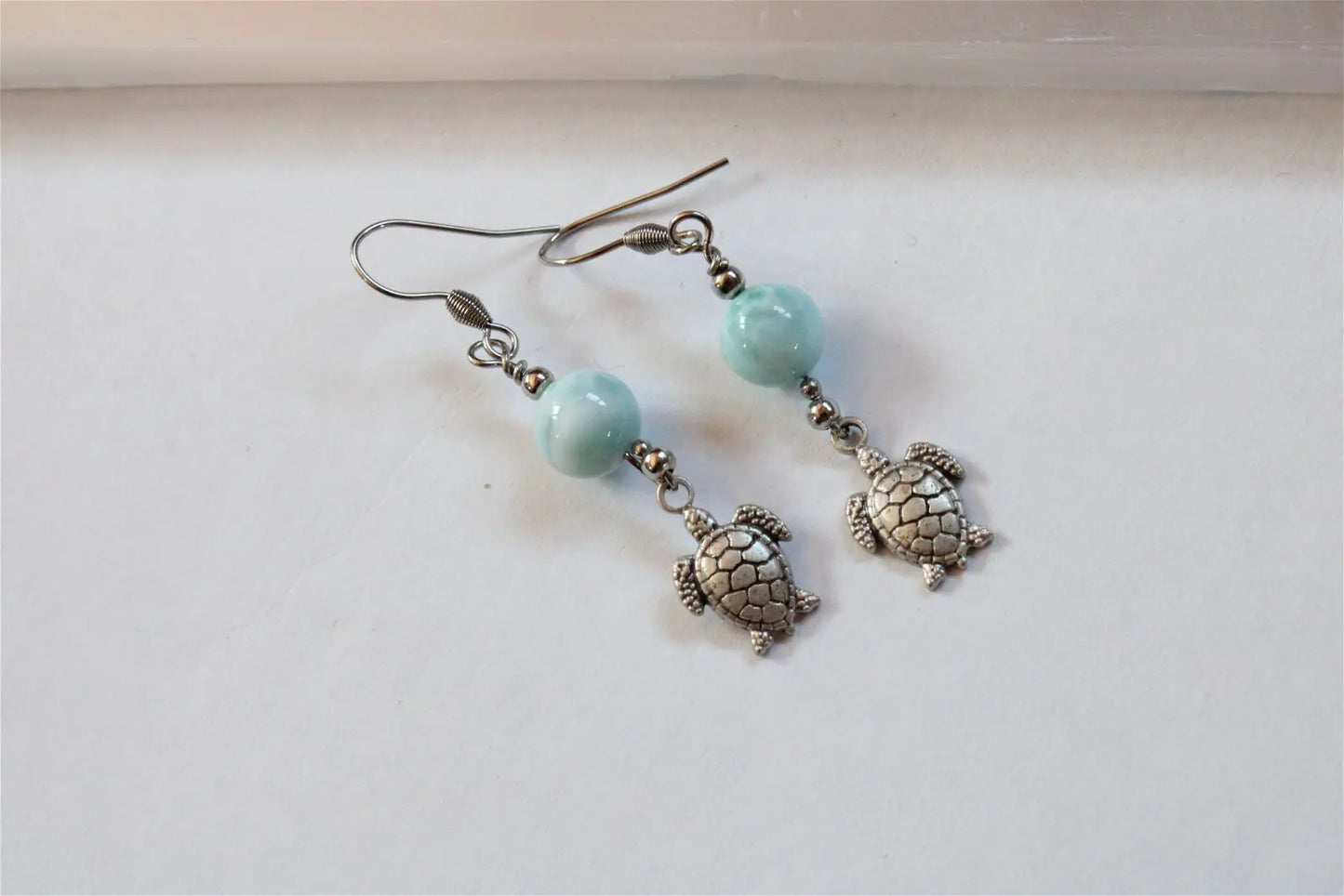 Boucles d'oreilles tortues avec larimars - Aurore Lune