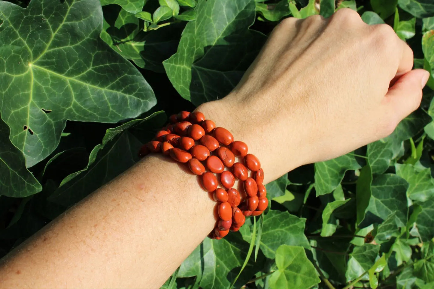 Bracelet élastiqué en jaspe rouge poignet fin à moyen - Aurore Lune