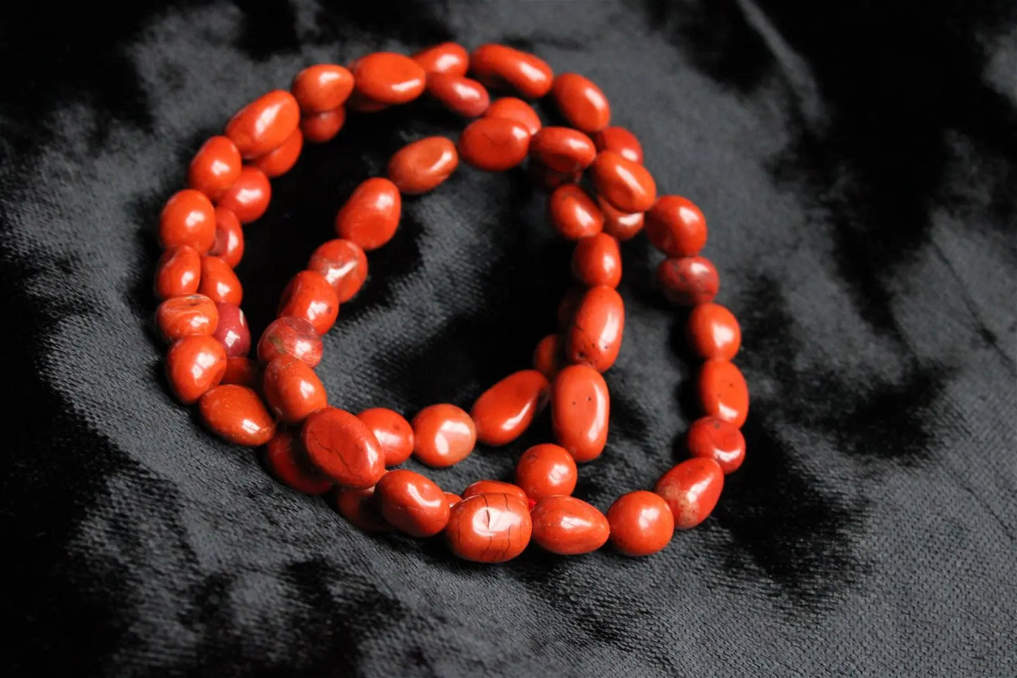Bracelet élastiqué en jaspe rouge poignet fin à moyen - Aurore Lune