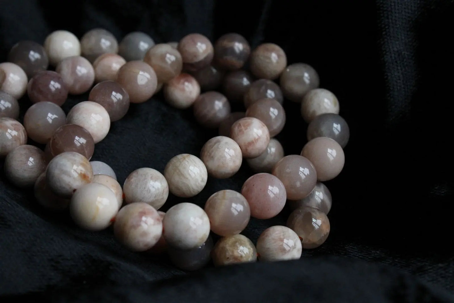 Bracelet en pierres de lune et soleil poignet fin ou moyen - Aurore Lune