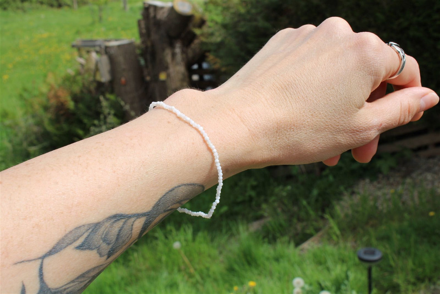 Bracelet labradorite blanche à facettes poignet large ou moyen - Aurore Lune