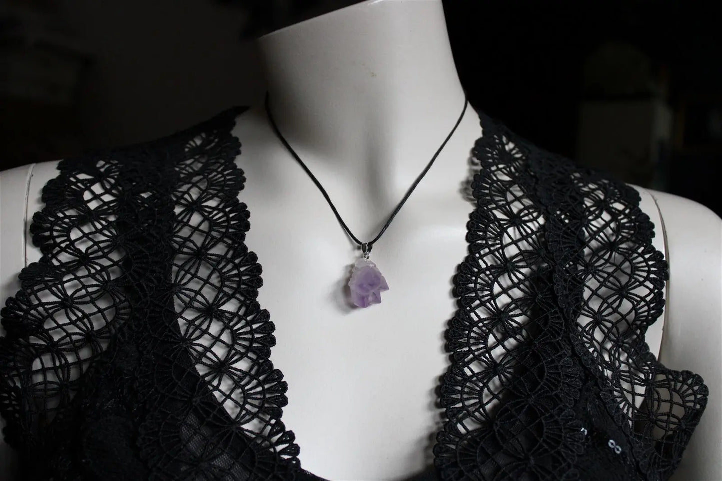 CADEAU Collier améthyste brute dès 35 € d'achats - Aurore Lune