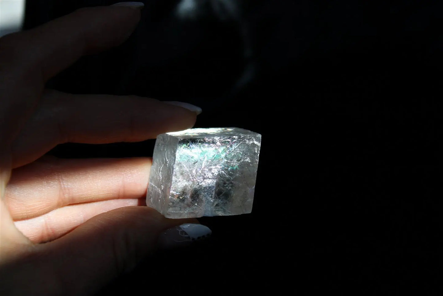 Calcite optique appelée spath d'Islande *colis* - Aurore Lune