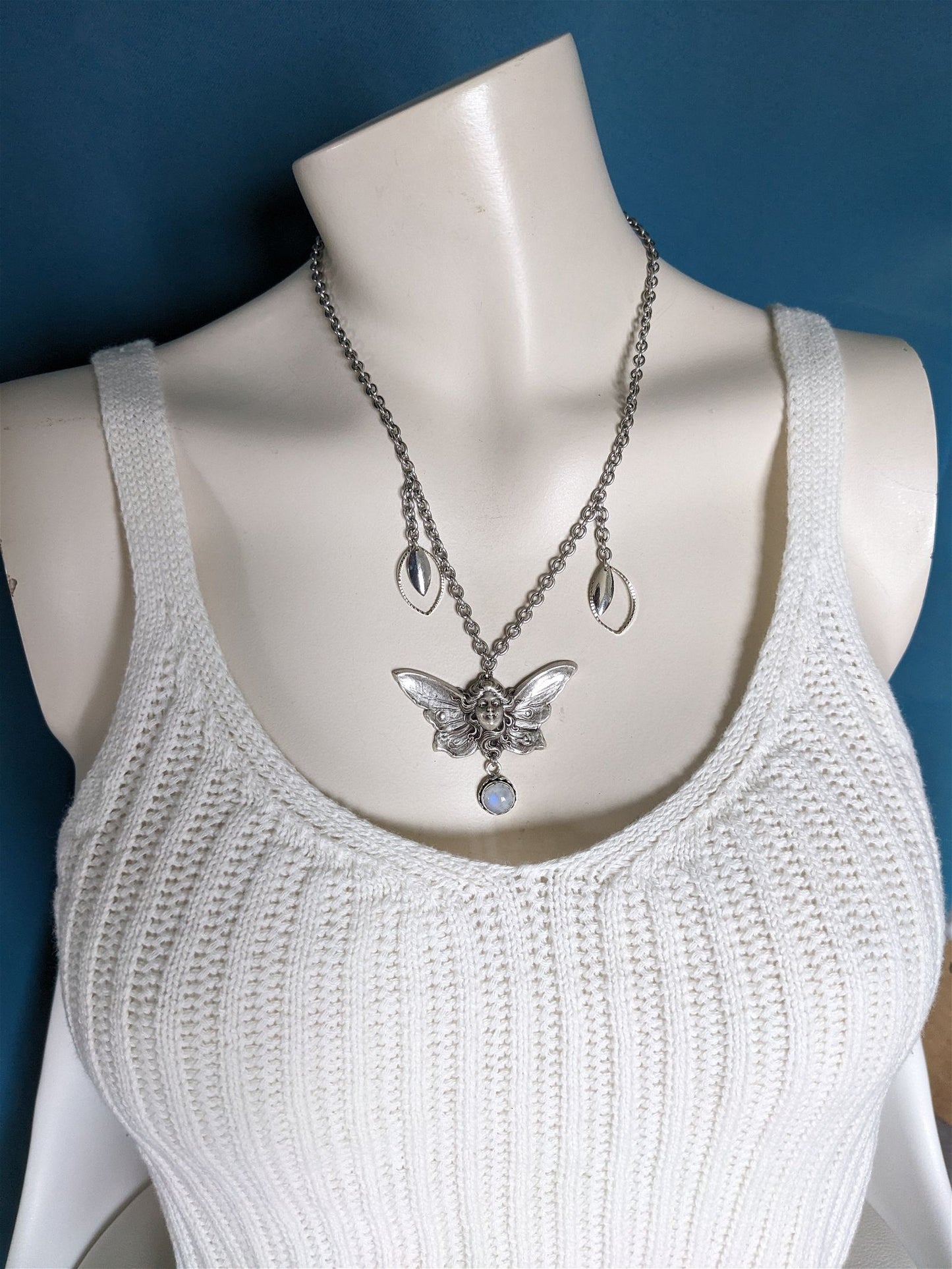 Collier Baroque labradorite blanche*Quand les Anges veillent* - Aurore Lune