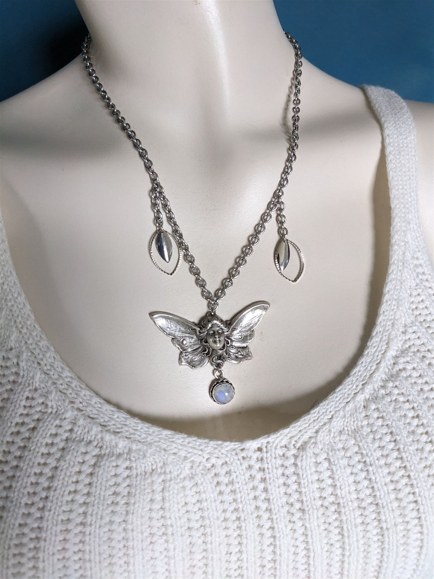 Collier Baroque labradorite blanche*Quand les Anges veillent* - Aurore Lune