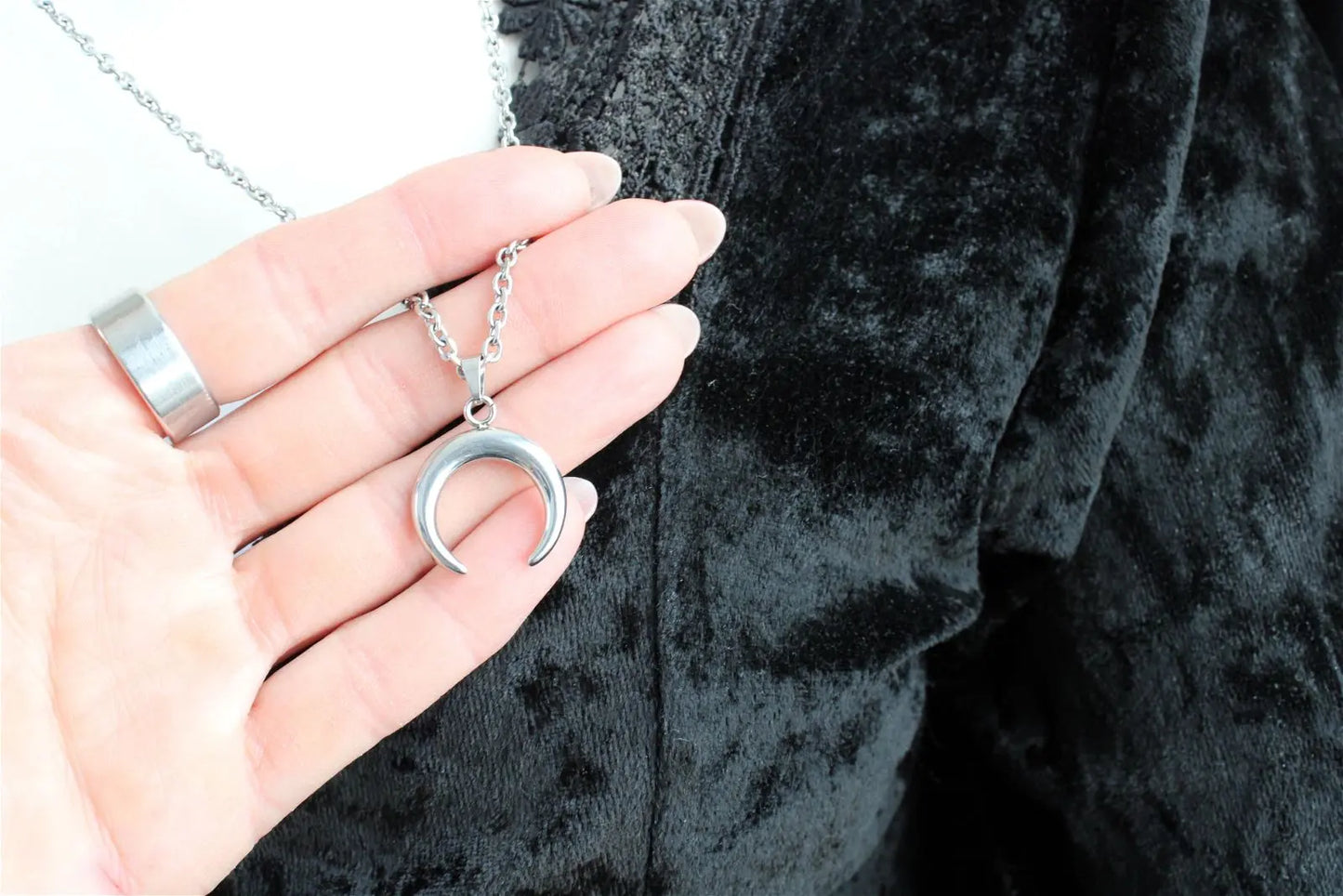 Collier Lune en long sautoir acier inoxydable - Aurore Lune