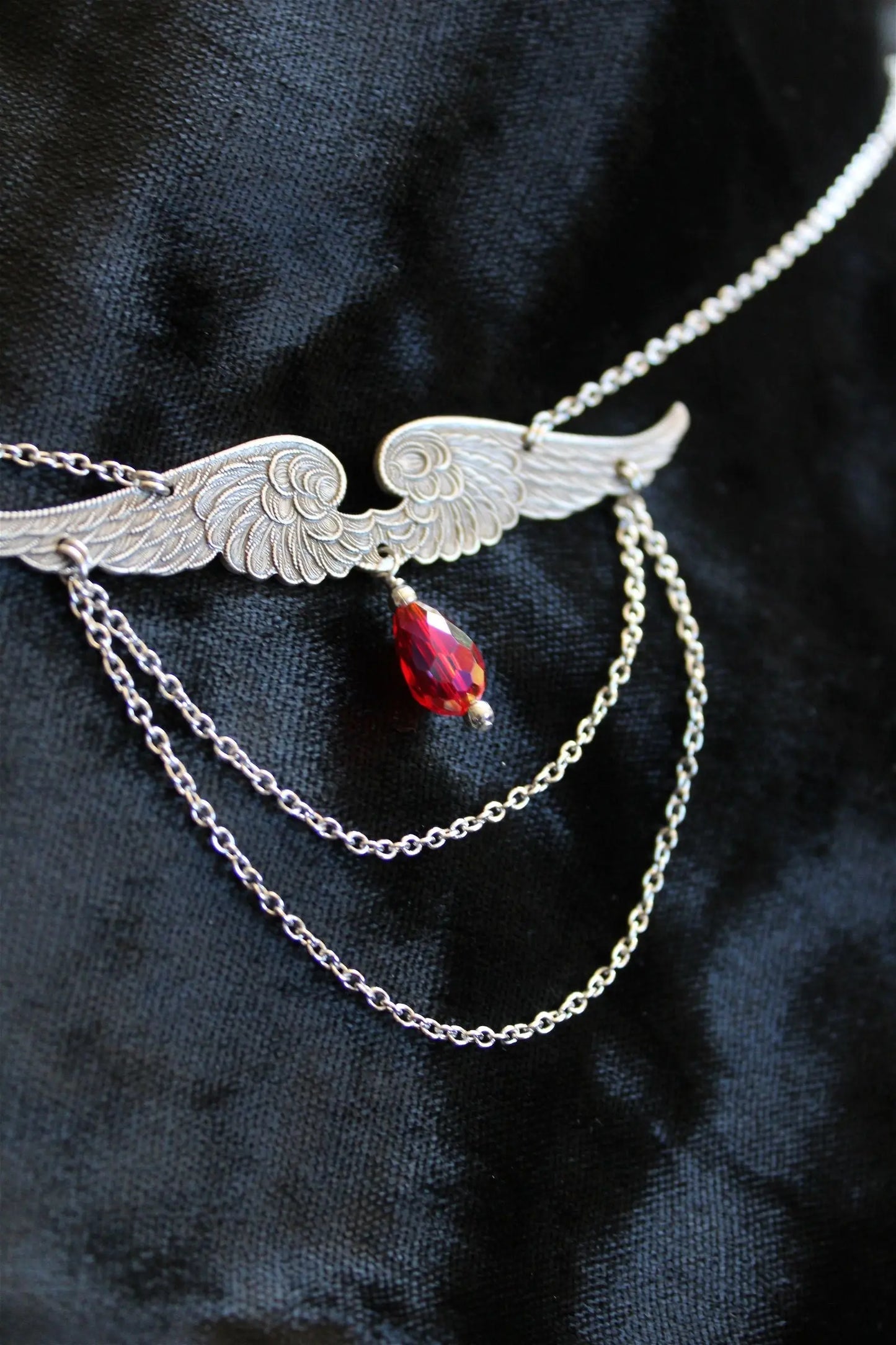 Collier ailes et chaînettes - Aurore Lune