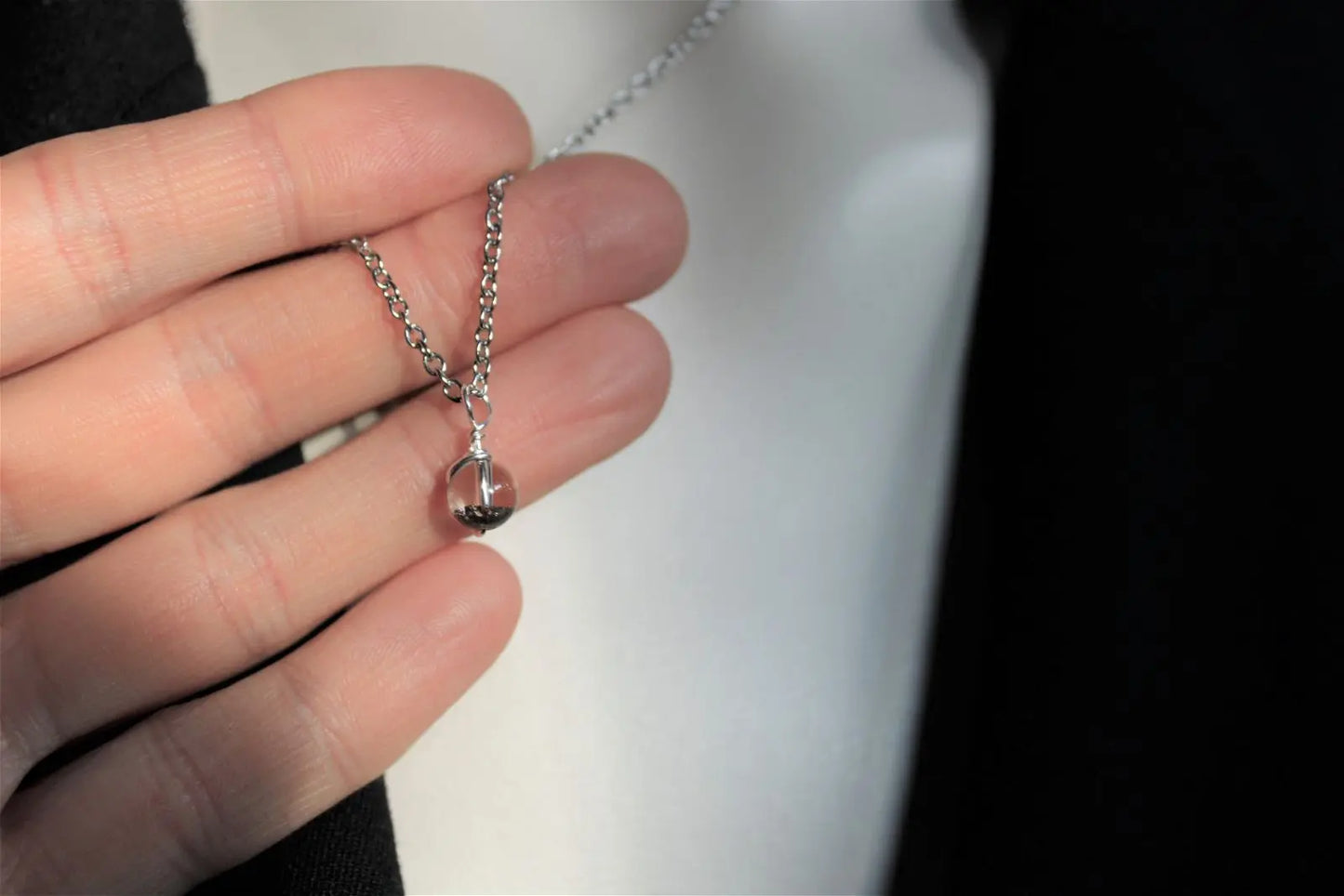 Collier avec jolie lodolite LES EPURES - Aurore Lune