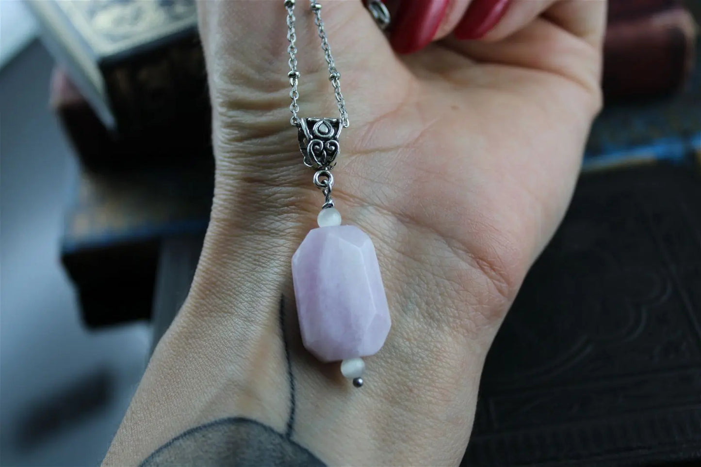 Collier avec kunzite - Aurore Lune