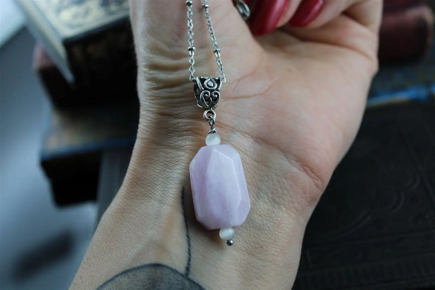 Collier avec kunzite - Aurore Lune