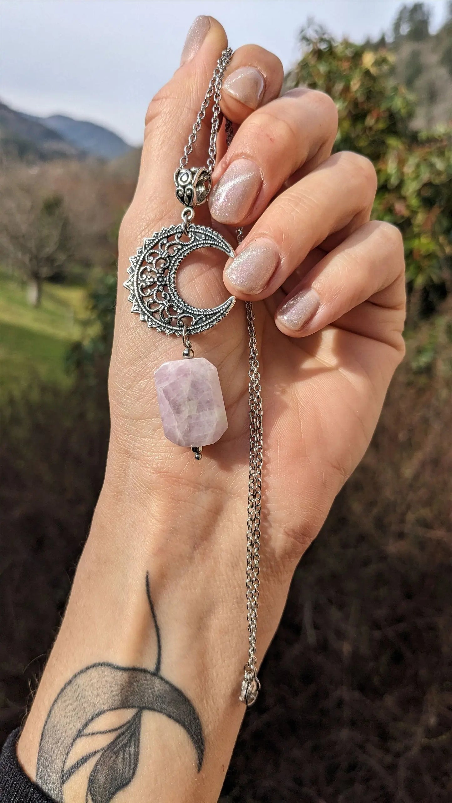 Collier avec kunzite - Aurore Lune