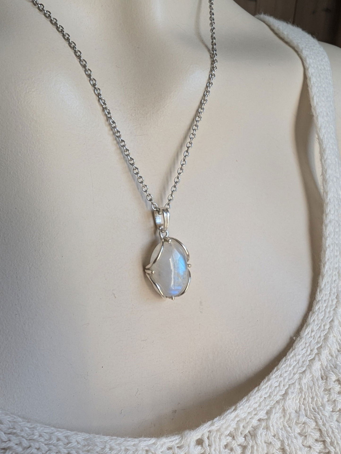 Collier avec labradorite blanche pierre de lune arc-en-ciel - Aurore Lune