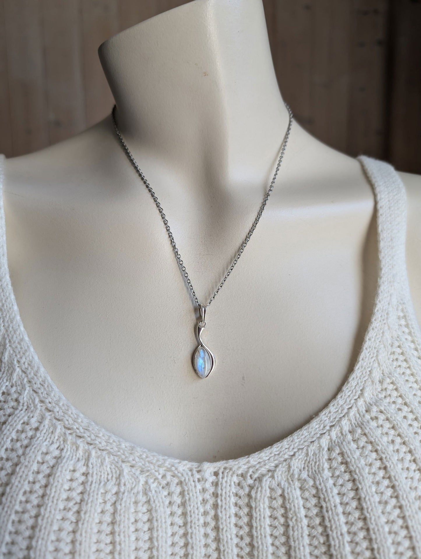 Collier avec labradorite blanche pierre de lune arc-en-ciel - Aurore Lune