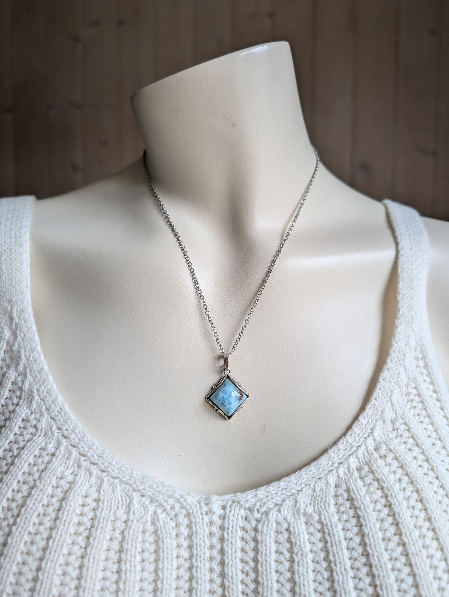 Collier avec larimar - Aurore Lune