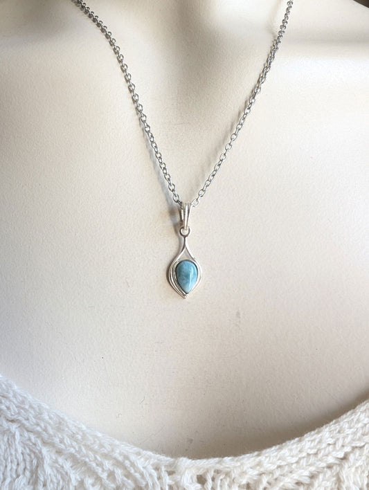 Collier avec larimar - Aurore Lune