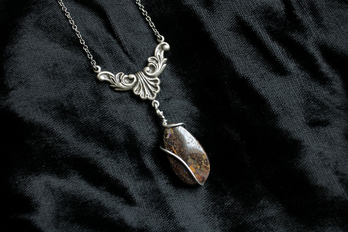 Collier avec opale boulder * River * - Aurore Lune