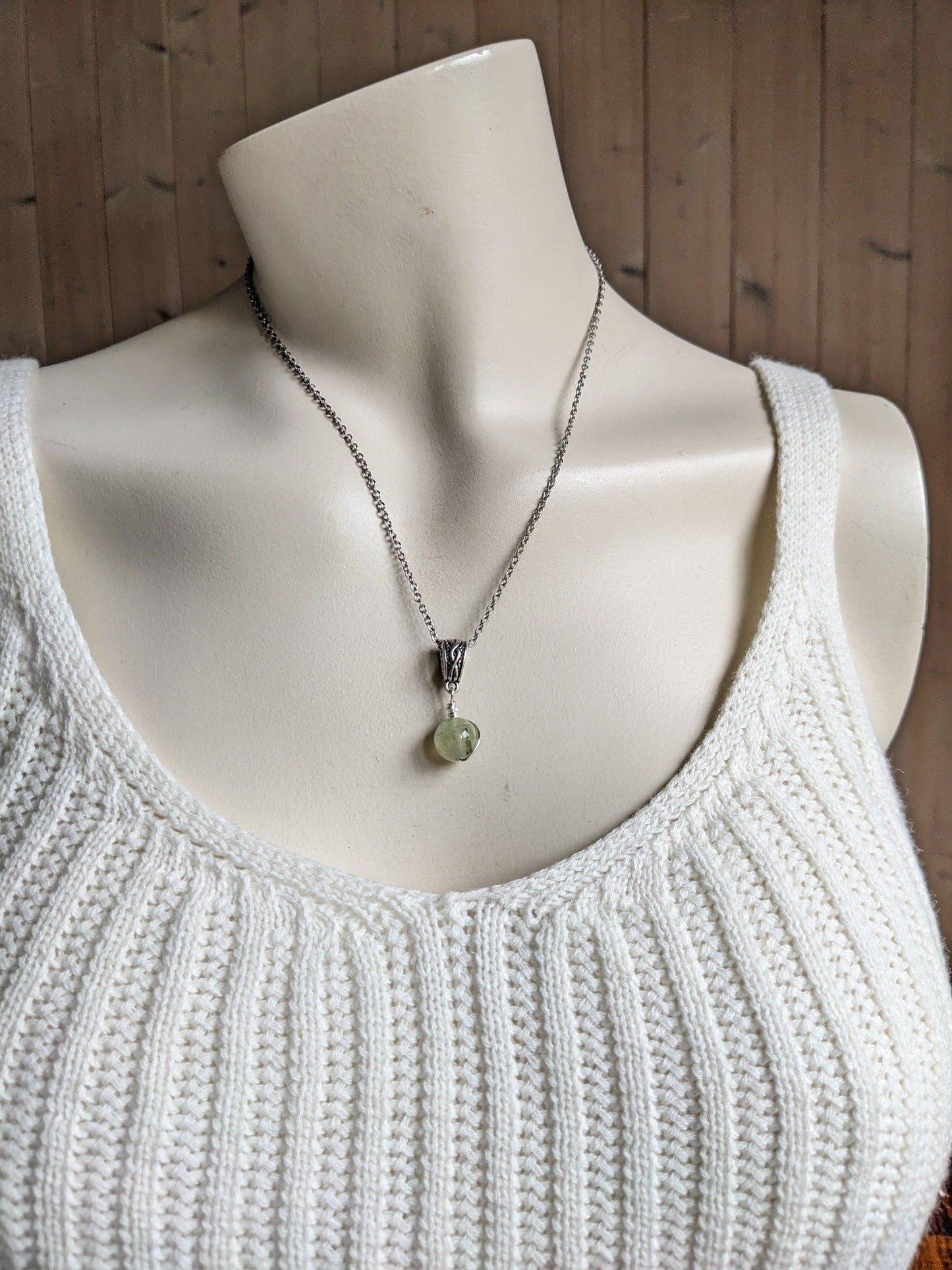 Collier avec prehnite - Aurore Lune