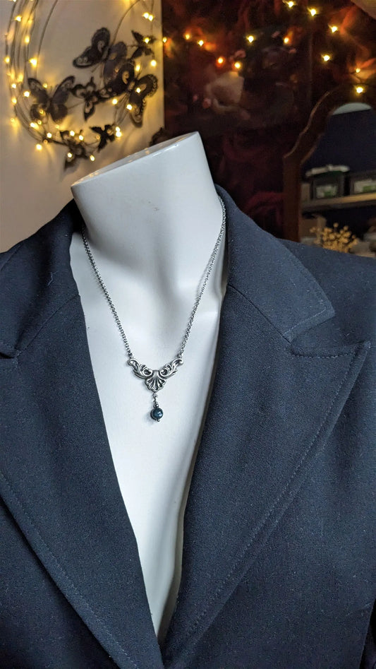 Collier baroque - elfique avec disthène bleu - Aurore Lune