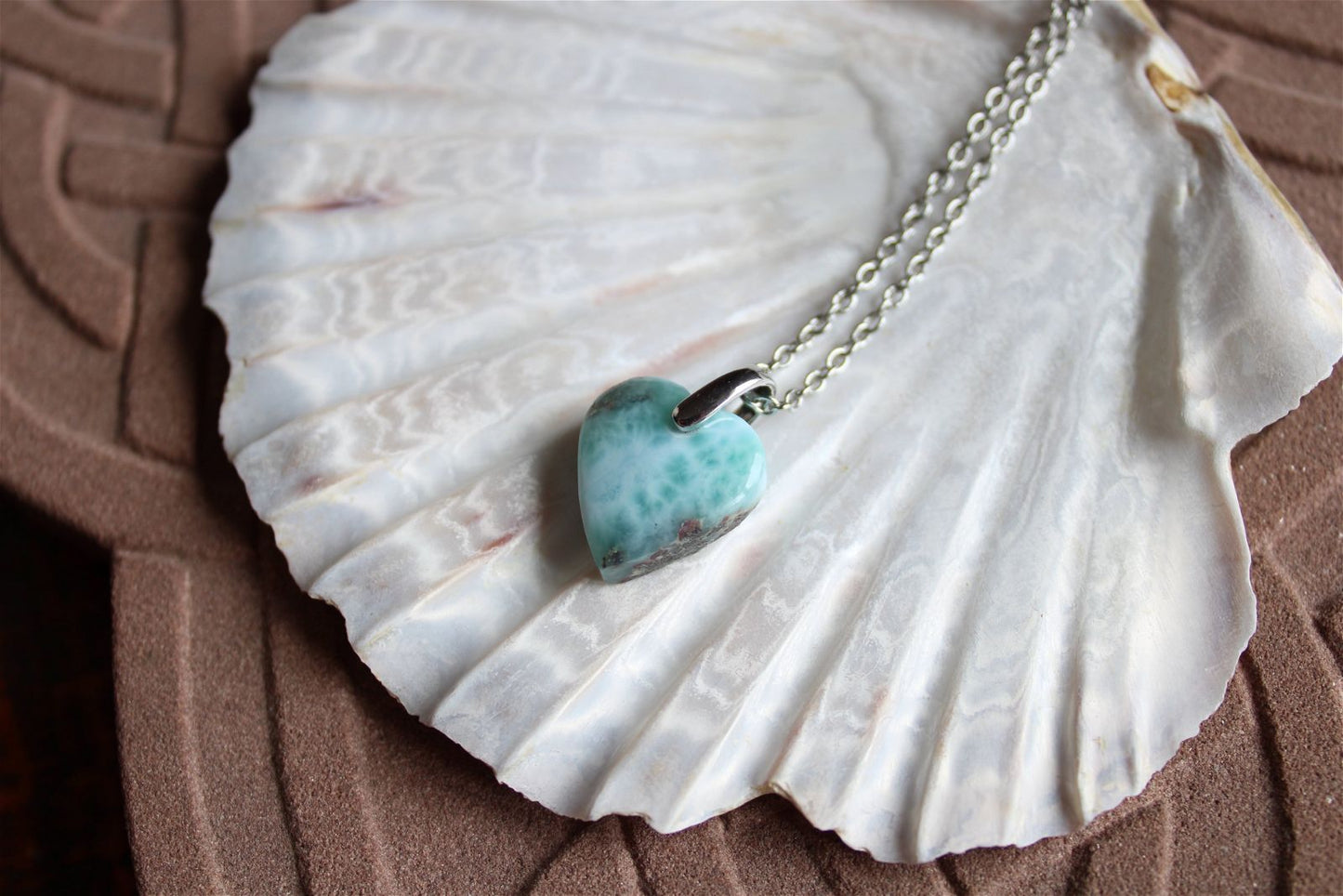Collier cœur de larimar République Dominicaine - Aurore Lune