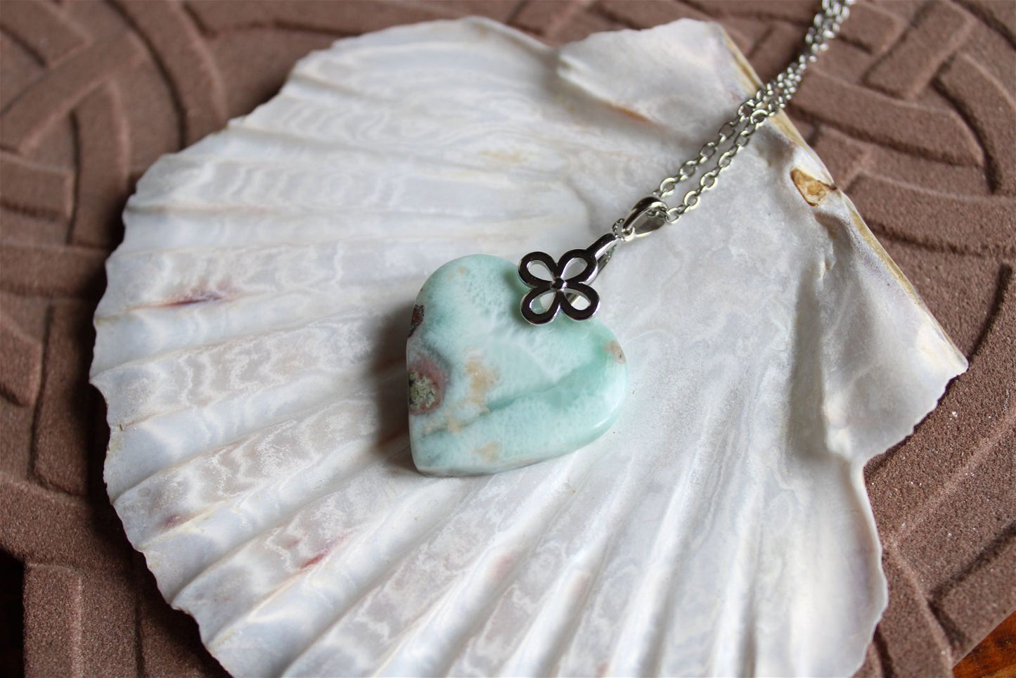 Collier cœur de larimar République Dominicaine - Aurore Lune