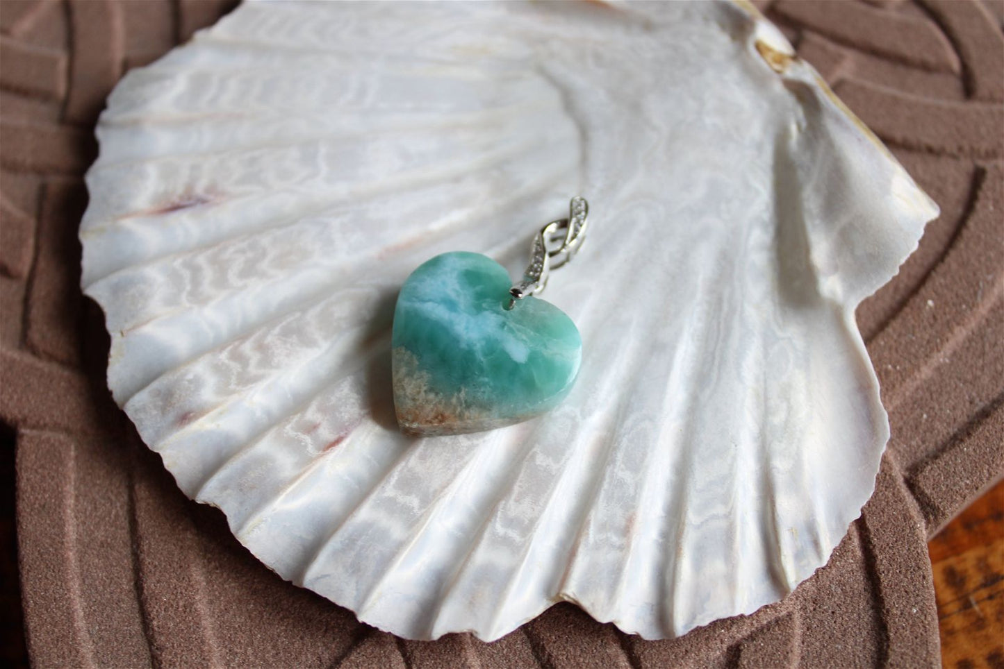 Collier cœur de larimar République Dominicaine - Aurore Lune