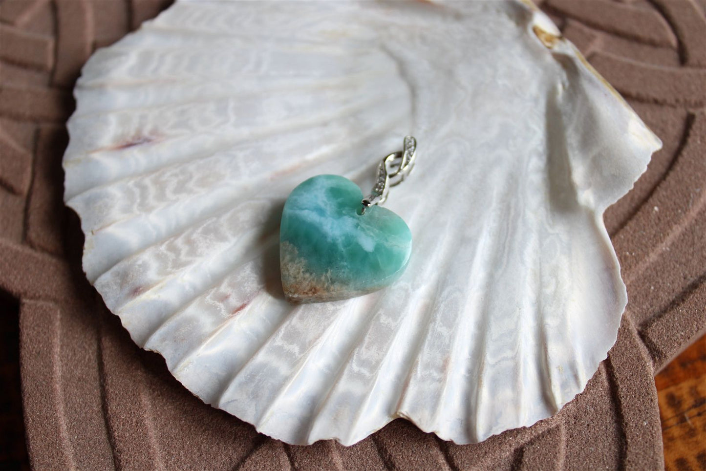 Collier cœur de larimar République Dominicaine - Aurore Lune
