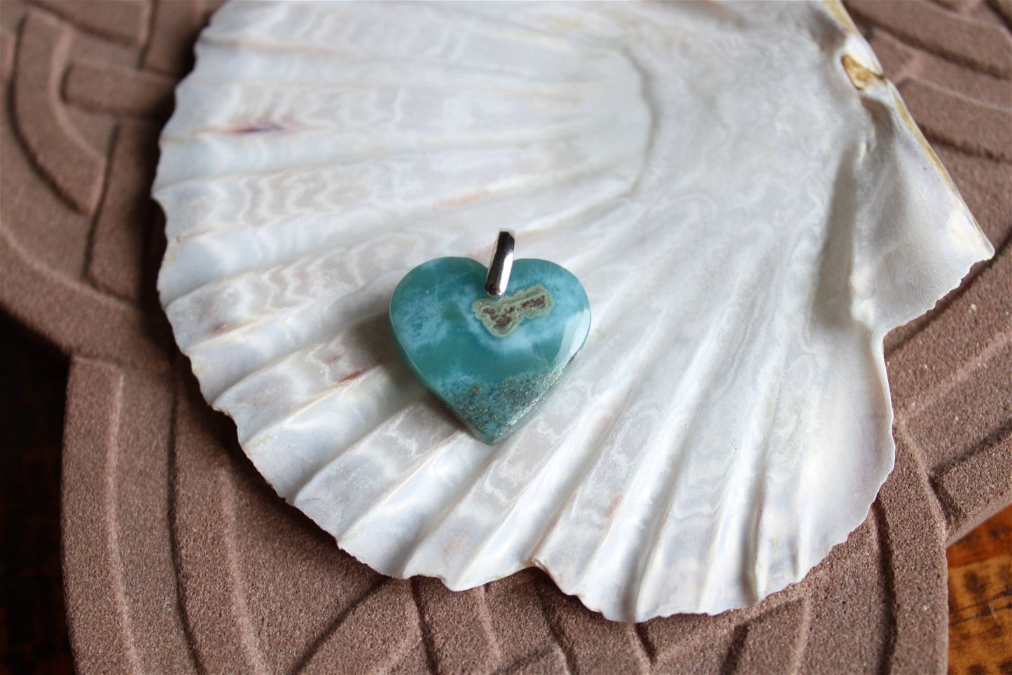 Collier cœur de larimar République Dominicaine - Aurore Lune