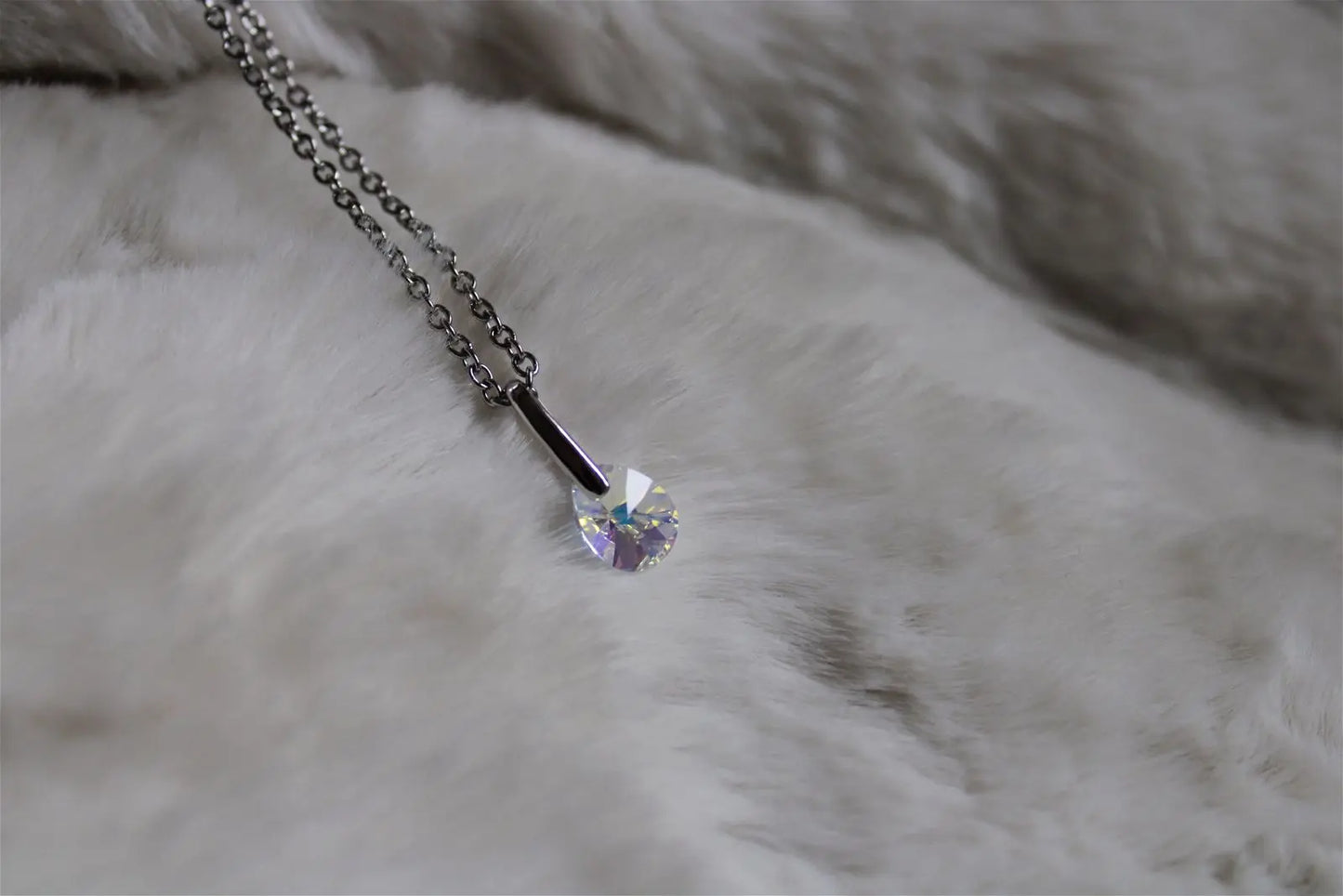 Collier décoré SWAROVSKI magnifique - Aurore Lune