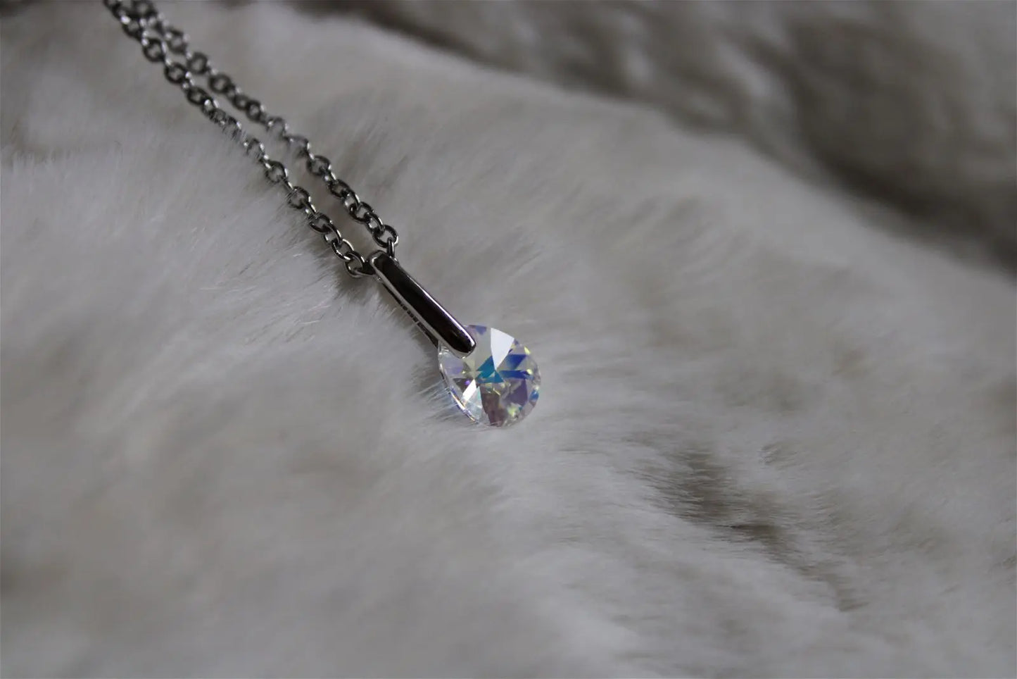 Collier décoré SWAROVSKI magnifique - Aurore Lune
