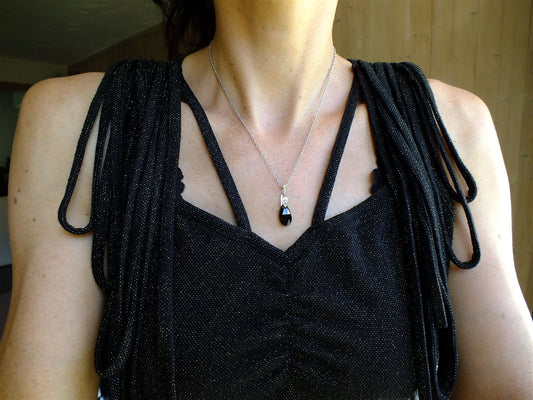 Collier décoré Swarovski noir * Dusk * - Aurore Lune