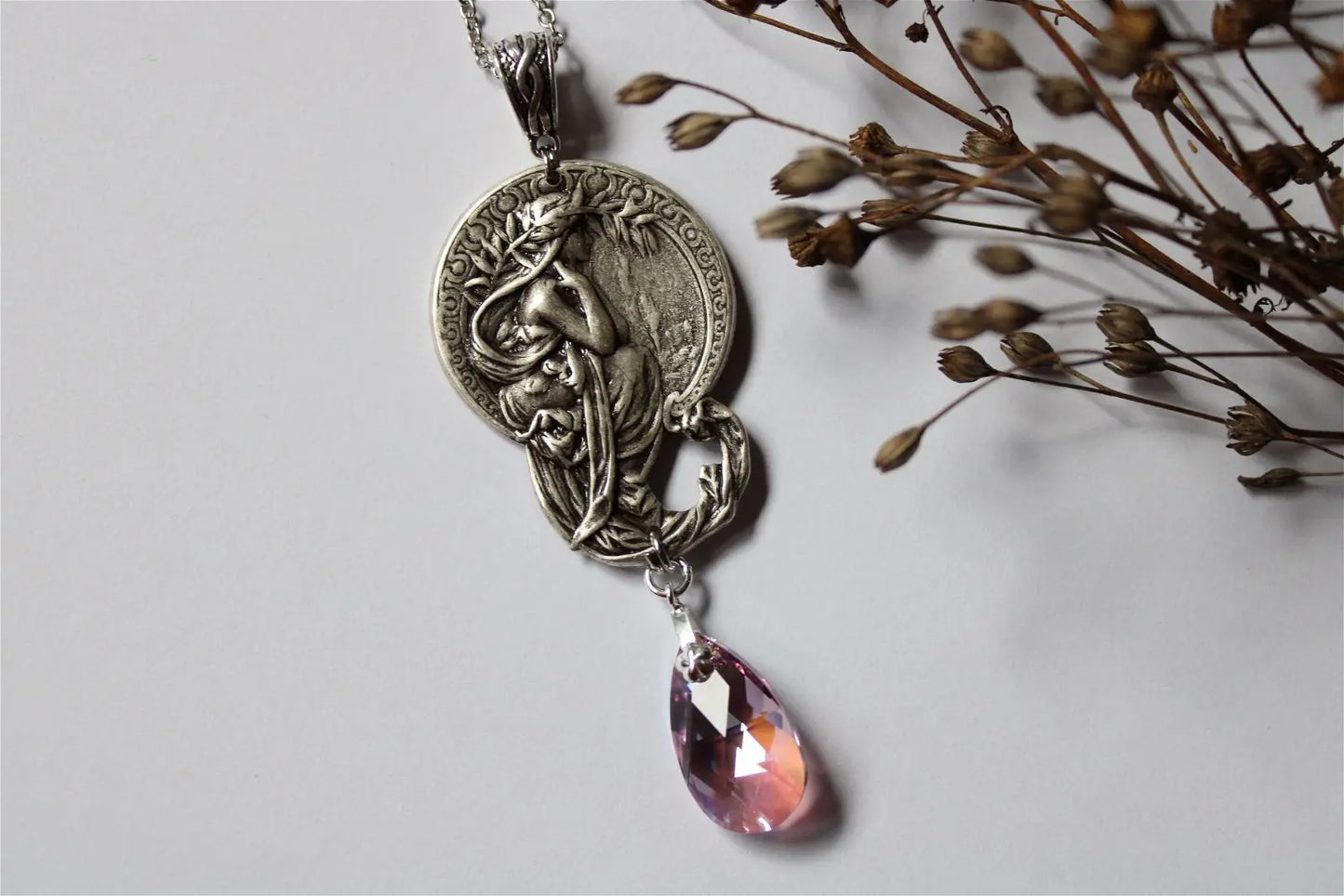 Collier décoré de swarovski original - Aurore Lune