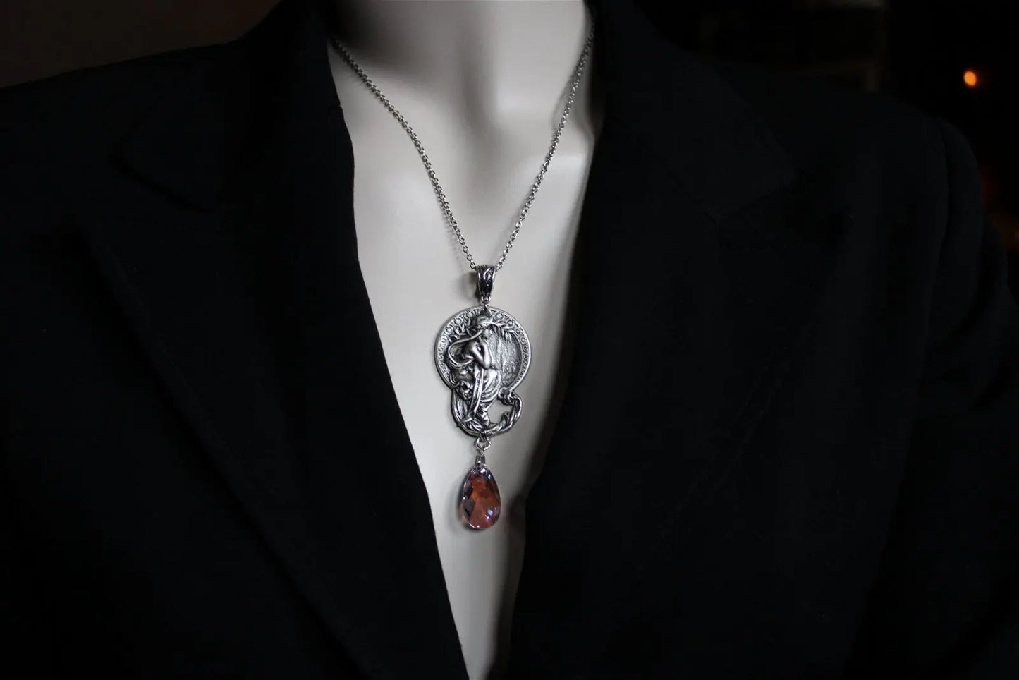 Collier décoré de swarovski original - Aurore Lune