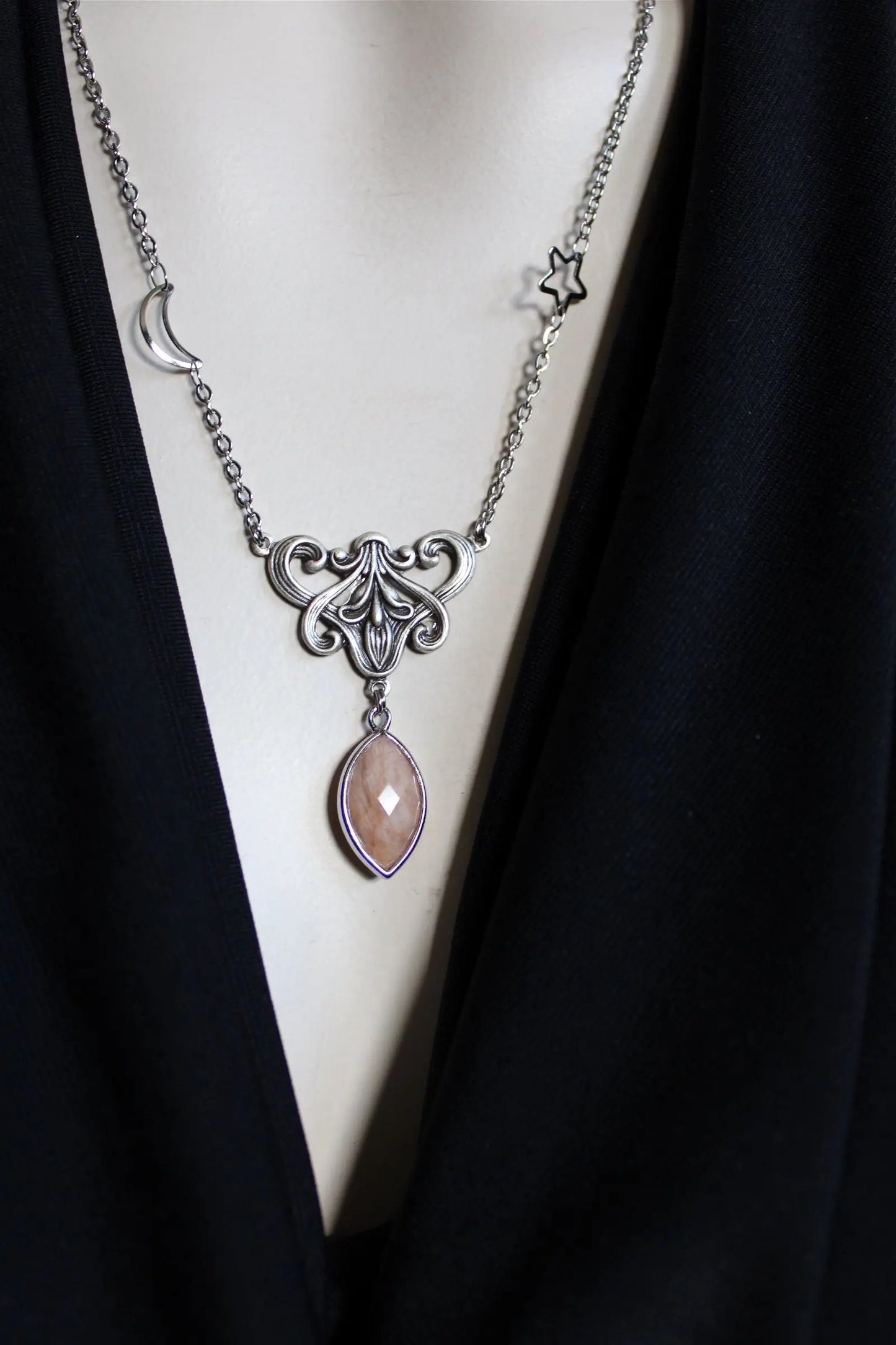 Collier elfique avec pierre de lune - Aurore Lune