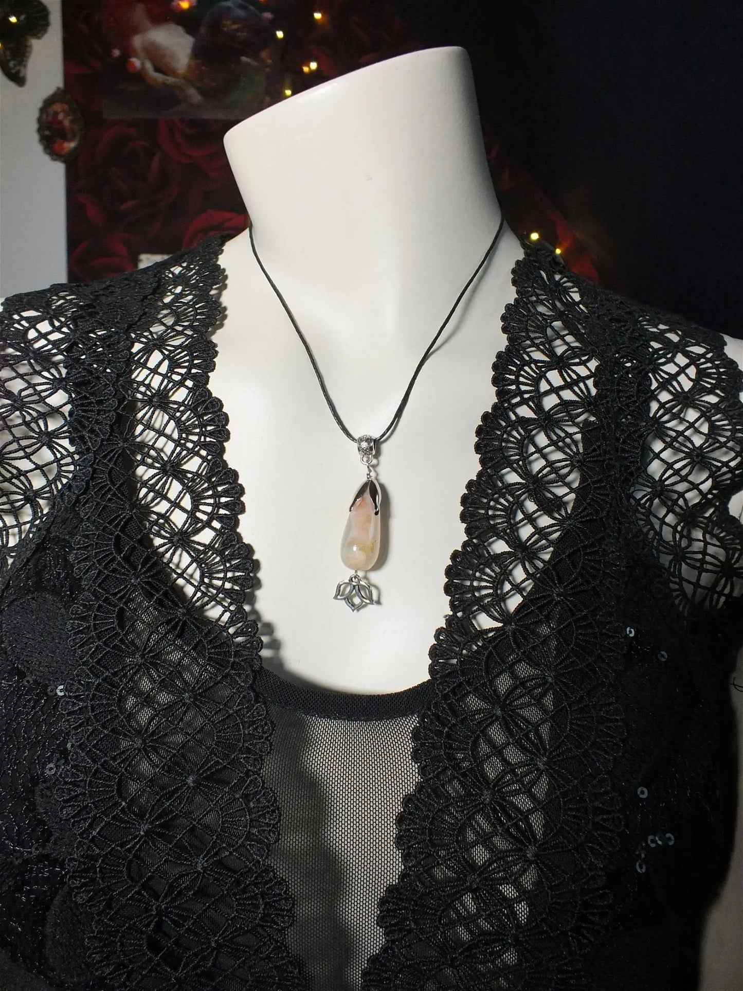 Collier en agate sakura - Aurore Lune