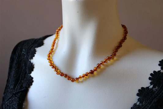 Collier en ambre cognac 44cm - Lituanie - Aurore Lune