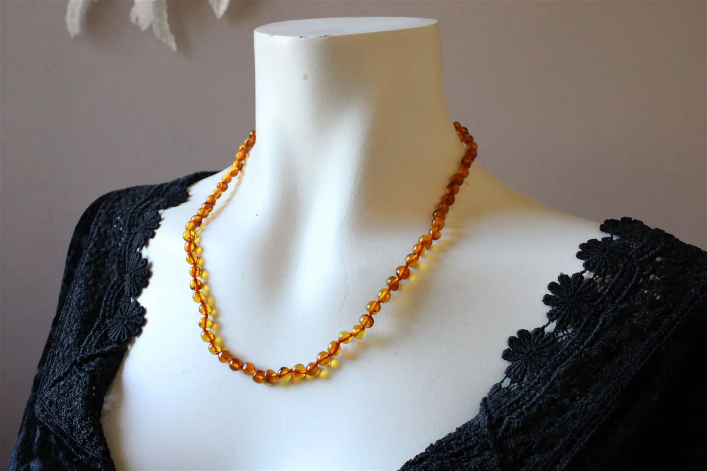 Collier en ambre cognac 50 cm - Lituanie - Aurore Lune