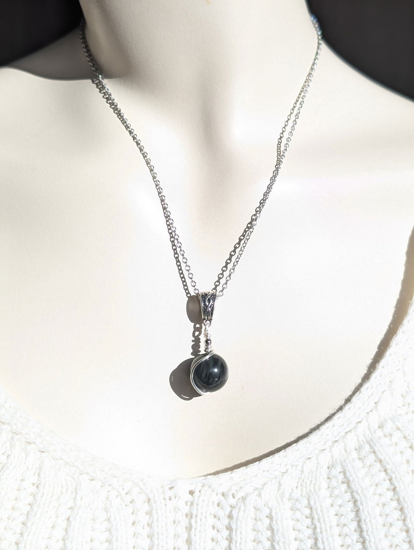 Collier en obsidienne mentogochol - Aurore Lune