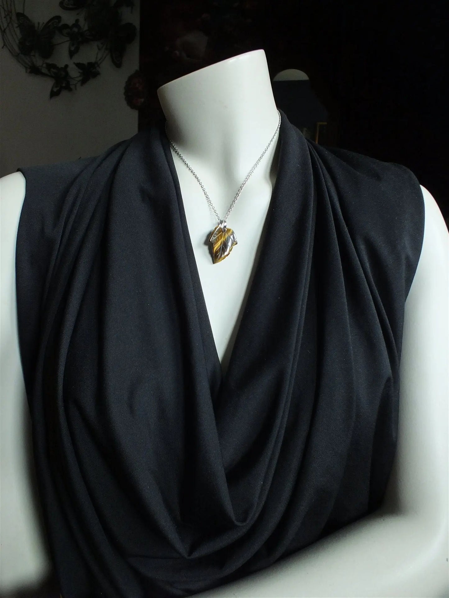 Collier feuille oeil de tigre AU CHOIX - Aurore Lune