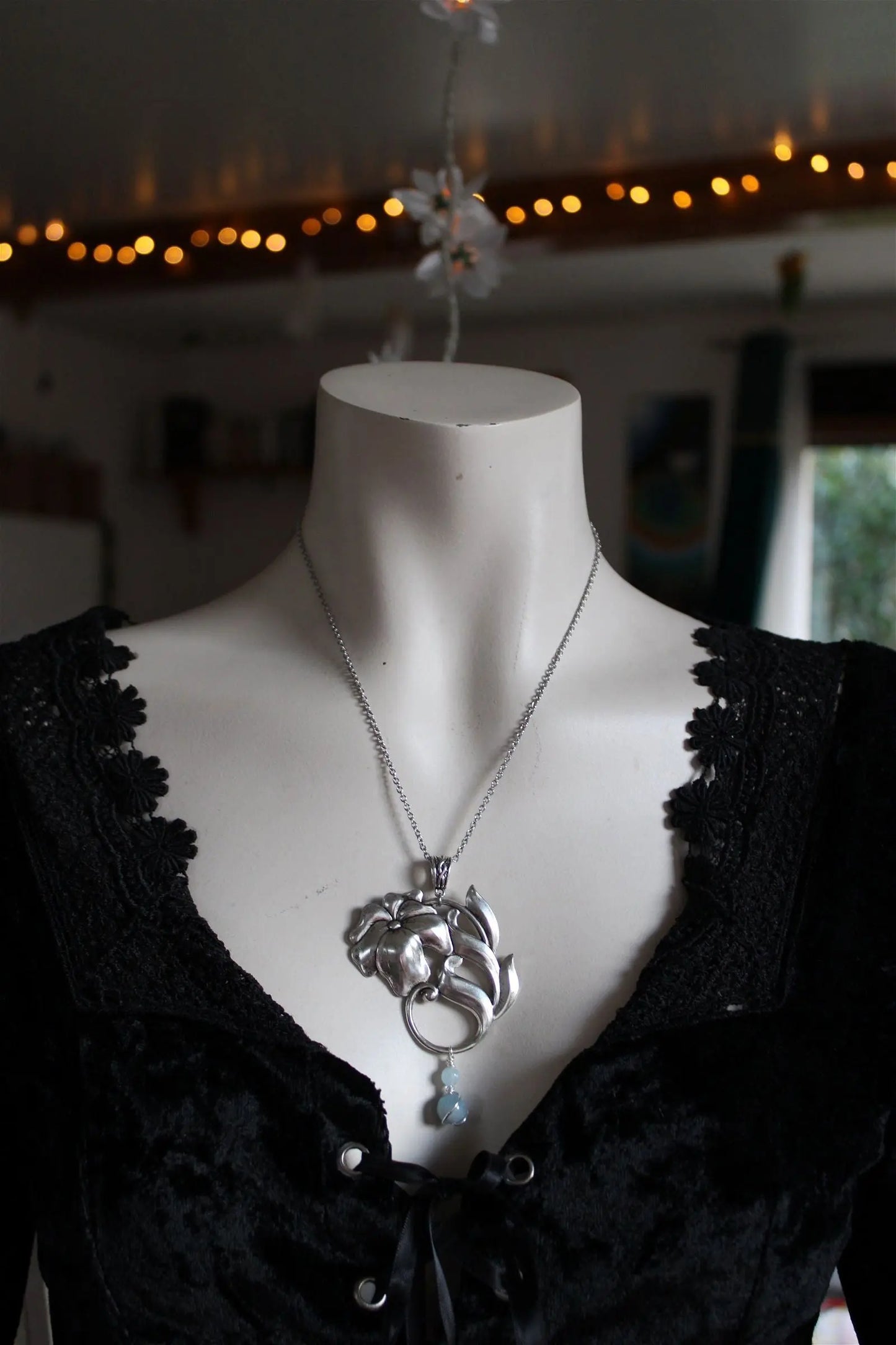 Collier floral en aigue marine - Aurore Lune
