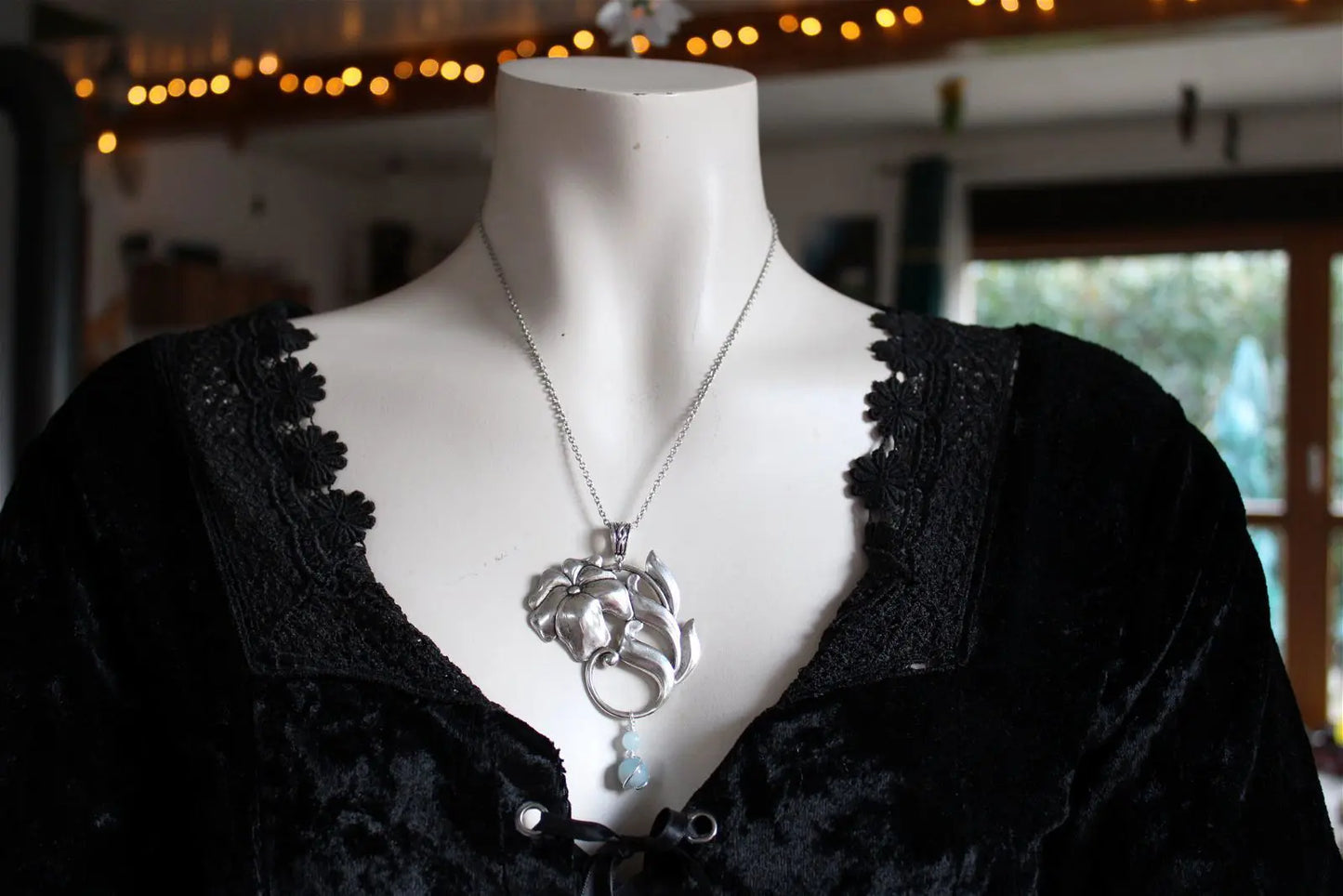 Collier floral en aigue marine - Aurore Lune