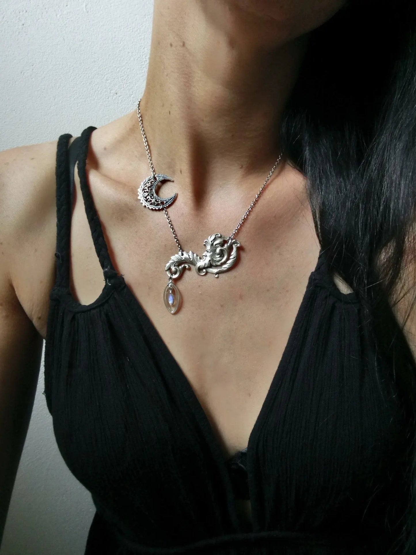 Collier labradorite blanche Lune et Dieu Pan - Aurore Lune