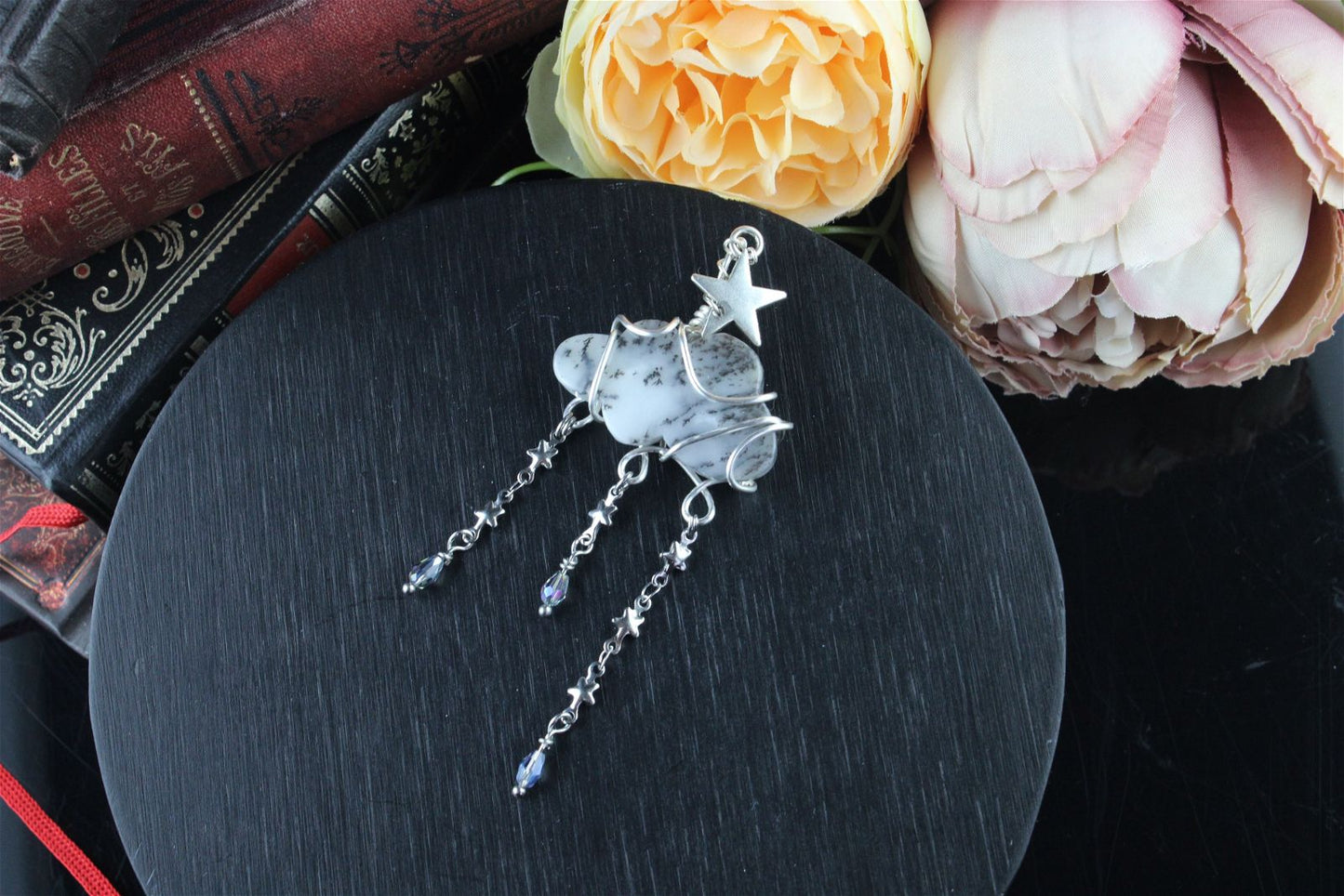Collier nuage opale à dendrites ou merlinite - Aurore Lune