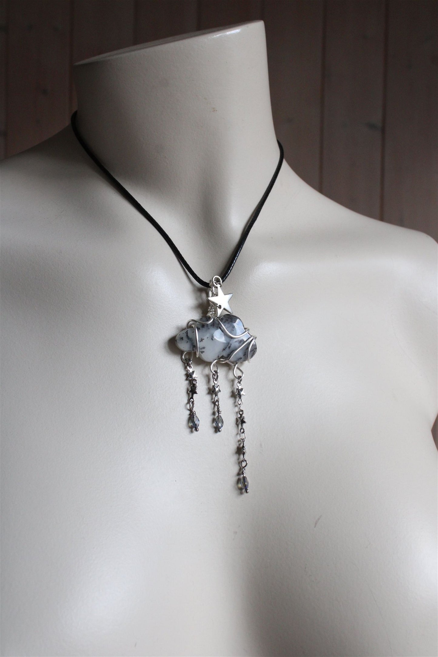 Collier nuage opale à dendrites ou merlinite - Aurore Lune