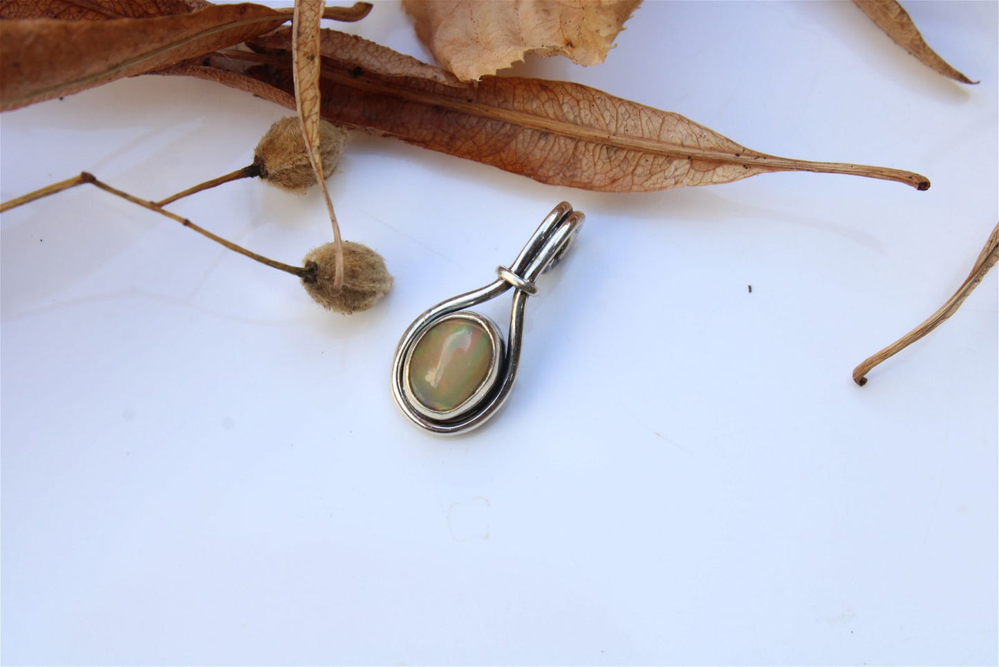 Collier opale véritable MABON - Aurore Lune