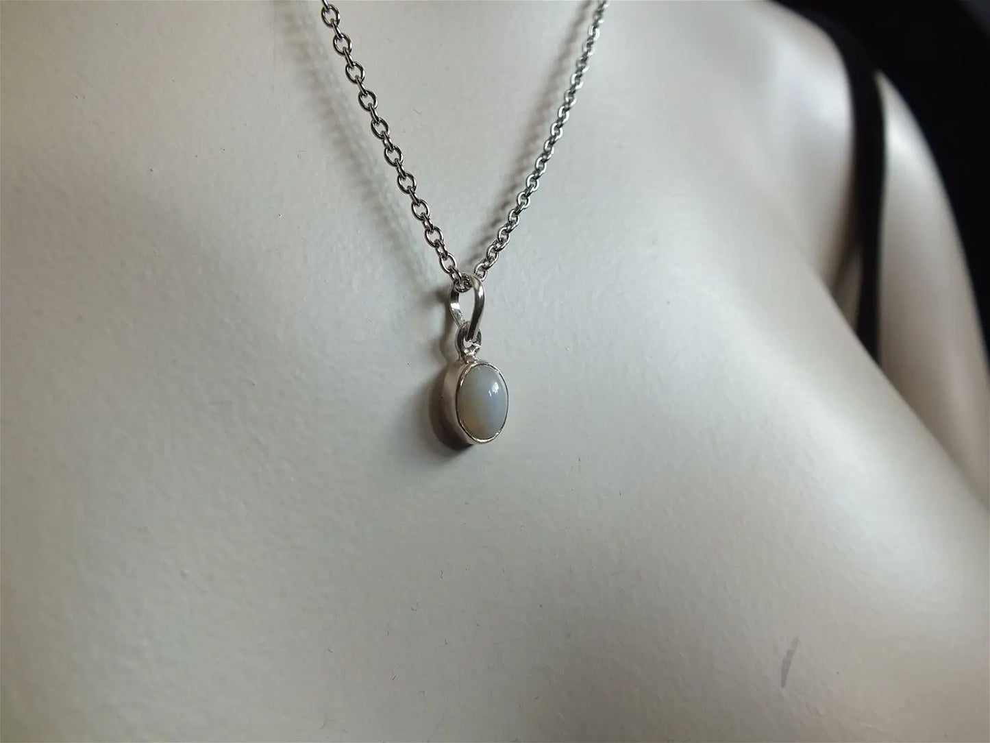 Collier opale véritable TACOMA - Aurore Lune